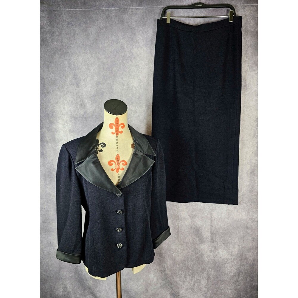 St. John Suit Jacket/Skirt Sz 8-10 Black Santana Knit Satin Trim Metal Button